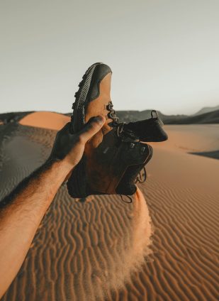 clay-banks-IhDDZyvwwC4-unsplash